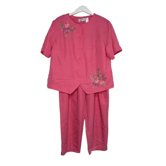 Alfred Dunner 22W salmon pink‎ pants & short sleeve embroidered floral jacket - Picture 1 of 6